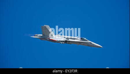 Le Gloucestershire, Royaume-Uni. 19 juillet, 2015. F-18C Hornet, l'Armée de l'Air Finlandaise Crédit : Bob Sharples/Alamy Live News Banque D'Images