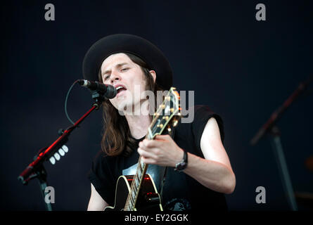 James Bay joue sur la scène principale au Festival T In The Park à Strathallan château le 12 juillet 2015 à Strathallan Banque D'Images