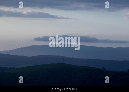 Au cours de l'aube Wenlock Edge et Brown Clee Hill de Long Mynd, Shropshire, England, UK Banque D'Images