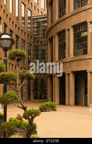 L'entrée ouest de l'édifice de la bibliothèque publique de Vancouver Banque D'Images