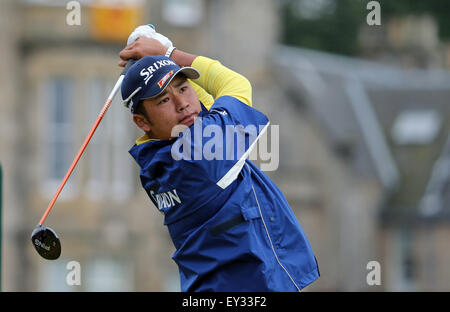 Fife, en Écosse. 19 juillet, 2015. Hideki Matsuyama (JPN) Golf : Hideki Matsuyama du Japon en action sur le deuxième trou au cours de la troisième série de la 144e British Open Championship à l'Old Course de St Andrews, dans le Fife, en Écosse . © Koji Aoki/AFLO SPORT/Alamy Live News Banque D'Images