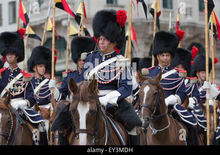 Bruxelles, Belgique. 21 juillet, 2015. La cérémonie (Te Deum) de masse qui a eu lieu dans la Cathédrale Saint Michel au cours de la fête nationale belge. Raa : Jonathan/Pacific Press/Alamy Live News Banque D'Images