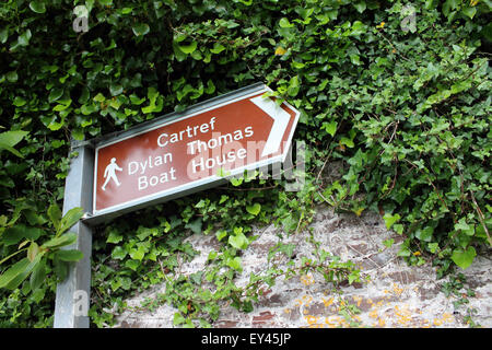 Dylan Thomas boat house sign, Laugharne, Carmarthenshire, Pays de Galles, Royaume-Uni Banque D'Images