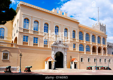 Vue de la façade du Palais Princier de Monaco à Monaco-Ville, Monaco Banque D'Images
