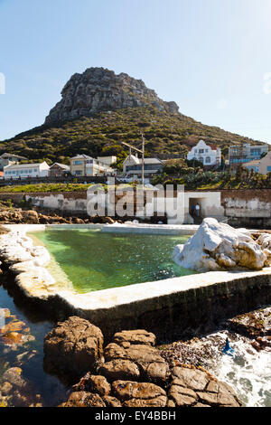 Wooley's marée piscine d'eau salée entre Fish Hoek et Kalk Bay, Cape Town Afrique du Sud Banque D'Images