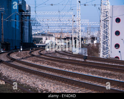 Haut de la vue en perspective sur de nombreuses lignes de chemin de fer Banque D'Images
