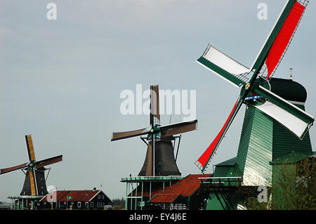 Trois moulins à vent à Zaanse village près d'Amsterdam Banque D'Images