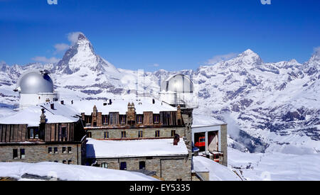 La gare de Gornergrat Matterhorn peak avec en arrière-plan, Zermatt, Suisse Banque D'Images