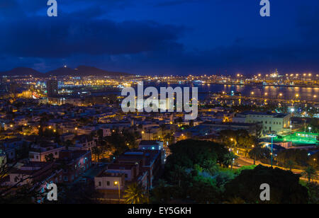 Las Palmas de Gran Canaria, vue aérienne, soir Banque D'Images