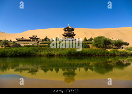 Le lac Crescent à Dunhuang, Chine Banque D'Images