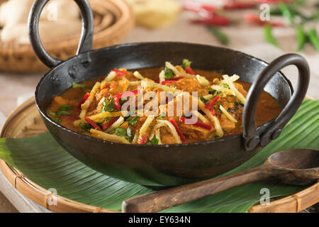Adraki murgh. Curry de poulet au gingembre. L'alimentation de l'Inde Banque D'Images