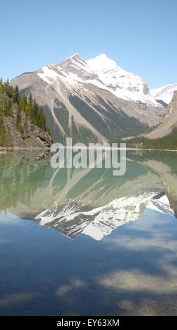 Le parc provincial du mont Robson, Kinney Lake (Colombie-Britannique) Banque D'Images