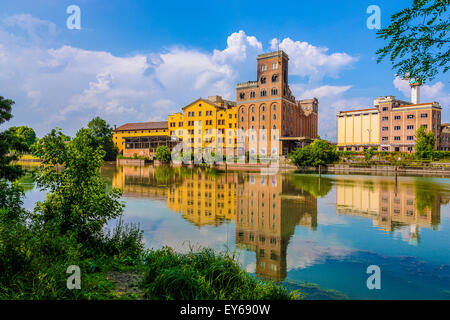 Veneto, parc naturel du fleuve Sile - Silea -ex usine Chiari & Forti Banque D'Images
