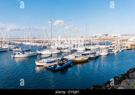 Dun Laoghaire port de plaisance, l'Irlande Banque D'Images