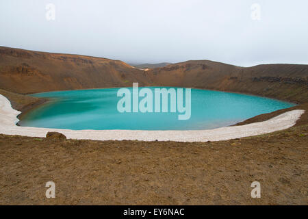 En Cratère Viti Krafla, Islande Banque D'Images