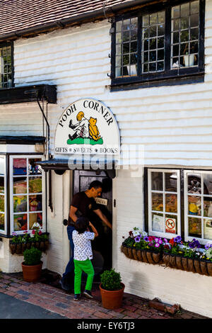 Pooh Corner, Hartfield Village, Sussex, UK Banque D'Images