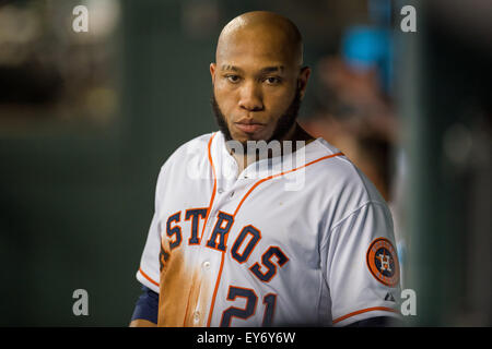 Houston, TX, USA. 22 juillet, 2015. Le joueur de premier but des Houston Astros Jon Singleton (21) au cours de la 4ème manche d'un match entre les Astros de Houston et les Red Sox de Boston au Minute Maid Park de Houston, TX. Trask Smith/CSM/Alamy Live News Banque D'Images