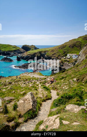 Le chemin de Kynance Cove, sur la péninsule de Lizard, Cornwall, England, UK Banque D'Images