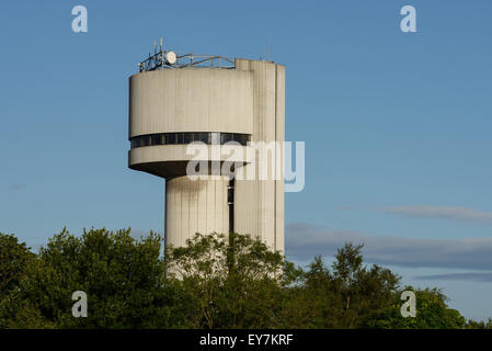 La tour à Daresbury Laboratory et au centre de recherche de Cheshire UK Banque D'Images