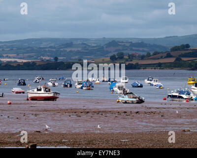 Bateaux amarrés sur l'estuaire de la rivière Teign à Sheldon, Devon, UK Banque D'Images