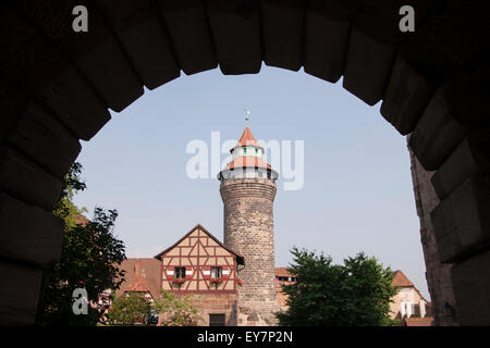 Château médiéval Gate Tower Sinwellturm Nuremberg Allemagne Banque D'Images