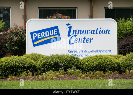 Un logo affiche à l'extérieur du centre de l'innovation Perdue Farms à Salisbury, Maryland le 18 juillet 2015. Banque D'Images