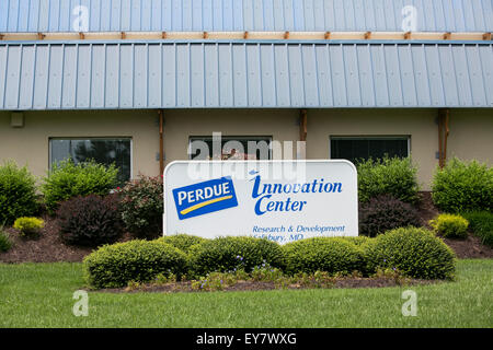 Un logo affiche à l'extérieur du centre de l'innovation Perdue Farms à Salisbury, Maryland le 18 juillet 2015. Banque D'Images