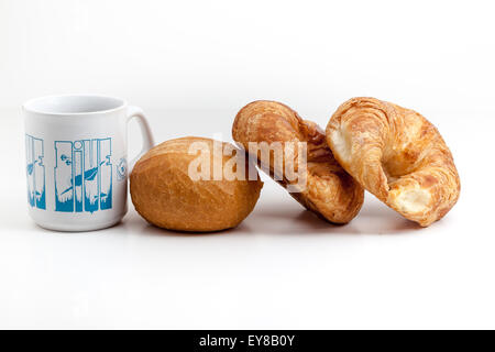 Rouleau dur l'appeler en néerlandais Pistolee whit croissant, Banque D'Images