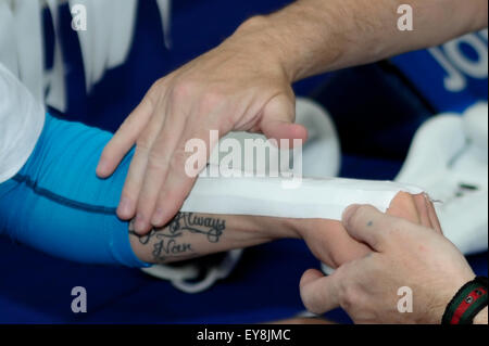 Frankie Gavin assume une fonction d'entraînement dans le centre commercial Pavilions avant son combat pour le titre mondial IBF super-légers la semaine prochaine contre Kell Brook comprend : Frankie Gavin Où : Birmingham, Royaume-Uni Quand : 22 mai 2015 Banque D'Images