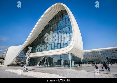 Baku, Azerbaïdjan. 06Th Mar, 2015. Une vue générale de la Fondation Heydar Aliyev Centre à Bakou. © Aziz Karimov/Pacific Press/Alamy Live News Banque D'Images