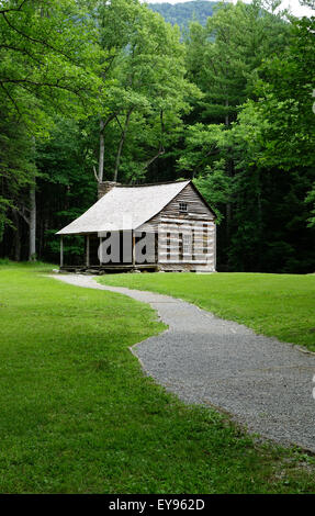 George Washington Carter Shields 1910 cabin accessibles sur la boucle de Cades Cove Road, la Cades Cove, Great Smoky Mountains National Banque D'Images