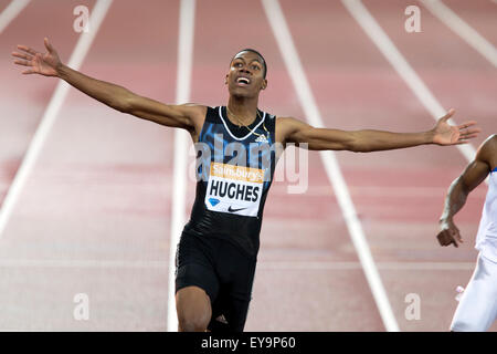 Londres, Royaume-Uni. 24 juillet, 2015. Zharnel HUGHES, 200m masculin, Diamond League jeux anniversaire Sainsbury's, Queen Elizabeth Olympic Park, Stratford, London, UK. Crédit : Simon Balson/Alamy Live News Banque D'Images