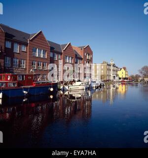 Grand Canal, Portobello, Dublin, Dublin, Irlande ; bateaux dans le Grand Canal Banque D'Images