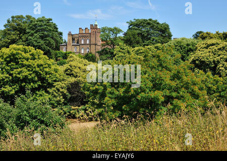 Vanbrugh Château vue depuis le Parc de Greenwich, Londres en été Banque D'Images