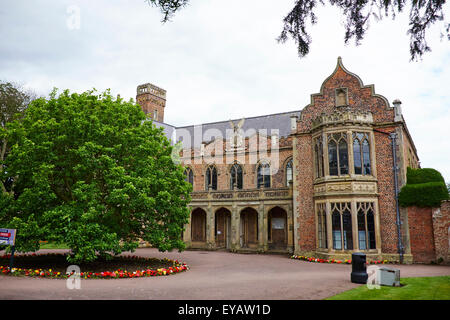 Ayscoughfee Hall Museum et jardins, Churchgate Spalding Lincolnshire UK Banque D'Images