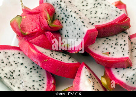Pitaya ou fruit du dragon Banque D'Images
