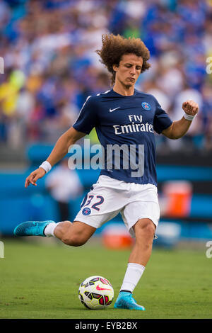 Charlotte, NC, USA. Le 25 juillet, 2015. # 32 David Luiz D PSG pendant le match de Coupe des Champions internationaux entre Chelsea FC et Paris Saint-Germain au stade Bank of America à Charlotte, NC. Jacob Kupferman/CSM/Alamy Live News Banque D'Images