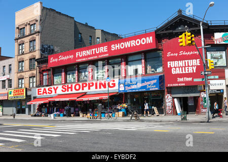 Achat facile magasin de meubles à l'article Washington Heights de la ville de New York. Banque D'Images