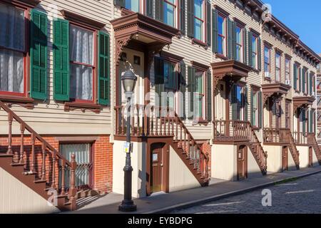 Historique La Terrasse dans l'rowhouses Sylvan Jumel Terrace dans le quartier historique de Washington Heights à New York. Banque D'Images