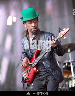 Perth, Ecosse, Royaume-Uni. 26 juillet, 2015. Aswad chante au Festival de rembobinage Scone Palace Perth, Ecosse, UK,Dimanche 26 Juillet 2015 Photo : Derek Allan/Alamy Live News Banque D'Images