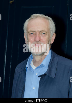 Londres, Royaume-Uni. 26 juillet, 2015. À propos de Jeremy Corbyn pour aller à Seven Dials Club 'Stand Up for Jeremy Corbyn' soirée de collecte de fonds. Credit : Prixpics/Alamy Live News Banque D'Images