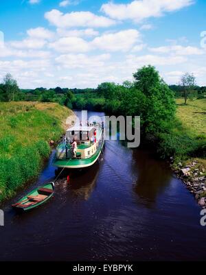 Ballinamore-Ballyconnell Shannon-Erne Waterway, Canal, Co Leitrim, Ireland Banque D'Images