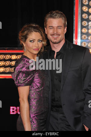 LOS ANGELES, CA - le 15 novembre 2010 : Eric Dane et Rebecca Gayheart au Los Angeles première de son nouveau film "Burlesque" au Grauman's Chinese Theatre, à Hollywood. Banque D'Images