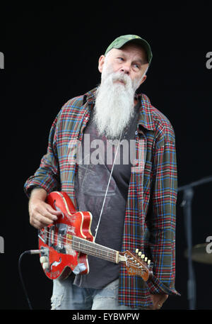 Maidstone, Kent, UK. 26 juillet, 2015. SeasickSteve vrai nom Steven Gene Wold, rendement au cours de Ramblin Man juste 2015, jour 2 festival de rock classique, country et blues à Mote Park, Maidstone, Angleterre le 26 juillet 2015. Photo par Glamourstock. Credit : swift-créatifs/Alamy Live News Banque D'Images