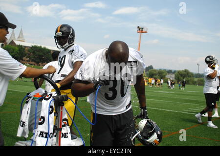Latrobe, Pennsylvanie, USA. Juillet 26, 2015 : Cameron Stingily # 30 au cours de la Pittsburgh Steelers camp d'entraînement à St Vincent College à Latrobe, PA. Credit : Cal Sport Media/Alamy Live News Banque D'Images