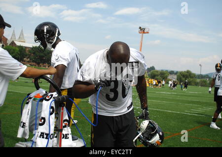 Latrobe, Pennsylvanie, USA. Juillet 26, 2015 : Cameron Stingily # 30 au cours de la Pittsburgh Steelers camp d'entraînement à St Vincent College à Latrobe, PA. Credit : Cal Sport Media/Alamy Live News Banque D'Images