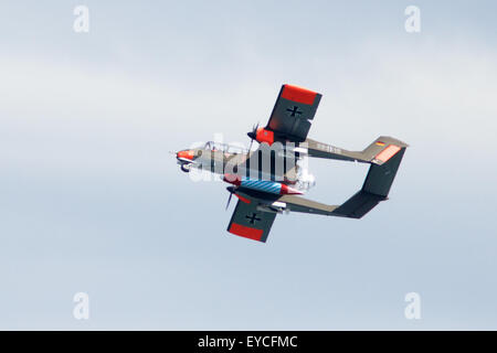 Sunderland, Royaume-Uni. Le 25 juillet, 2015. Une VO10 Bronco volant à l'Airshow de Sunderland, Juillet 2015 Crédit : Robert Cole/Alamy Live News Banque D'Images