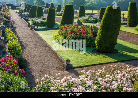 La terrasse de Bowood House dans le Wiltshire. Banque D'Images