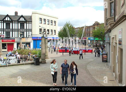 Tous les Saints, dans Rotherhm ville centre, South Yorkshire, Angleterre, Royaume-Uni - été 2015 Banque D'Images