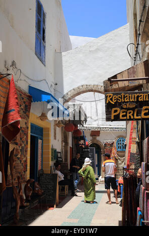 L'Unesco figurant coloré médina dans la ville côtière fortifiée d'Essaouira, au Maroc, Afrique du Nord Banque D'Images